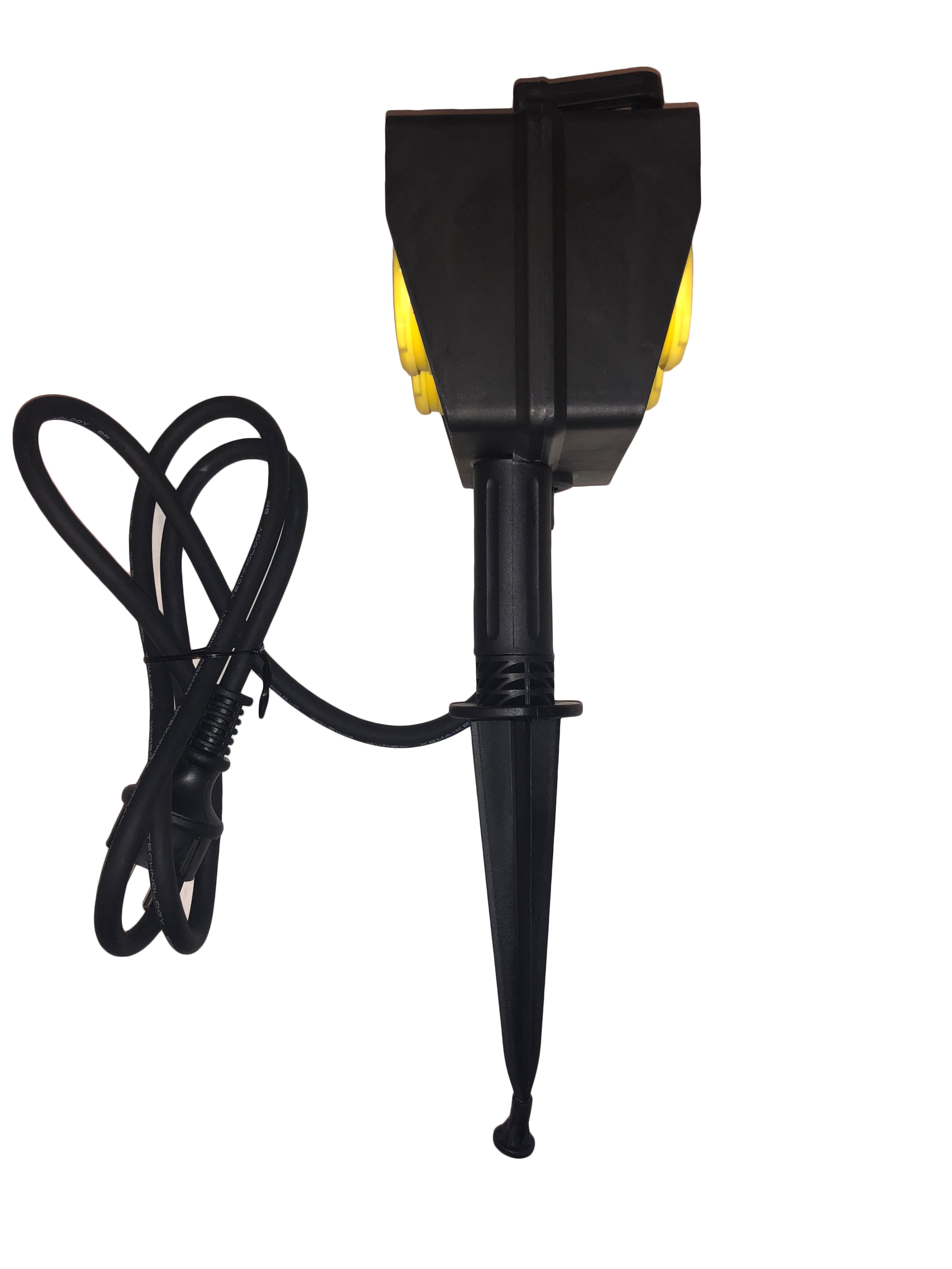 Erdspieß mit 4 Steckdosen